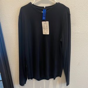 The Brushed French Terry long sleeve V-neck - size large